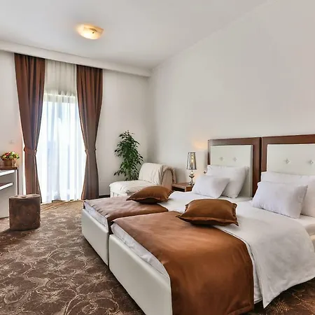 Pozzo Ξενοδοχείο 4*